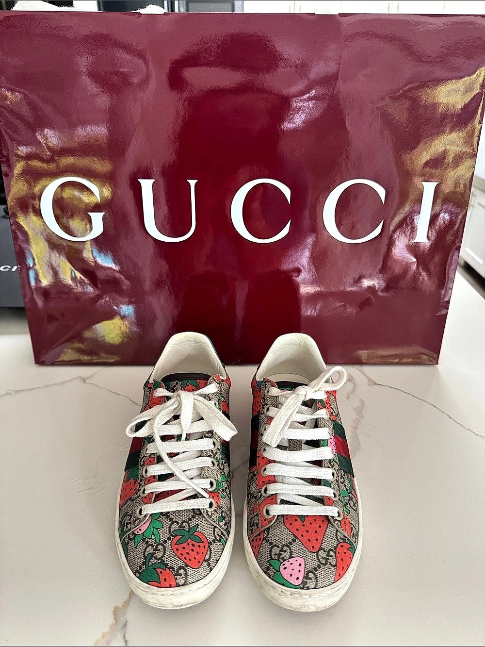 Gucci Ace GG Supreme Strawberry Sneaker GG Supreme Strawberry Print Sneakers EU